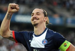 切尔西队长_切尔西队长詹姆斯庆祝200次出场,发文励志