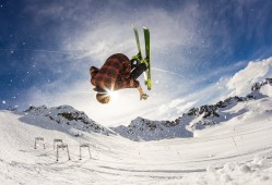 拜仁9比2?拜仁9比1皇马趣图?